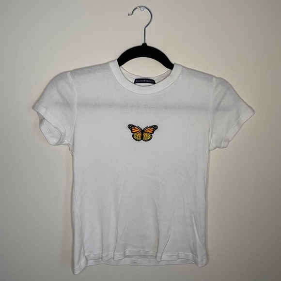 [🪐] brandy melville butterfly tee ♡ xs - Picture 1 of 4